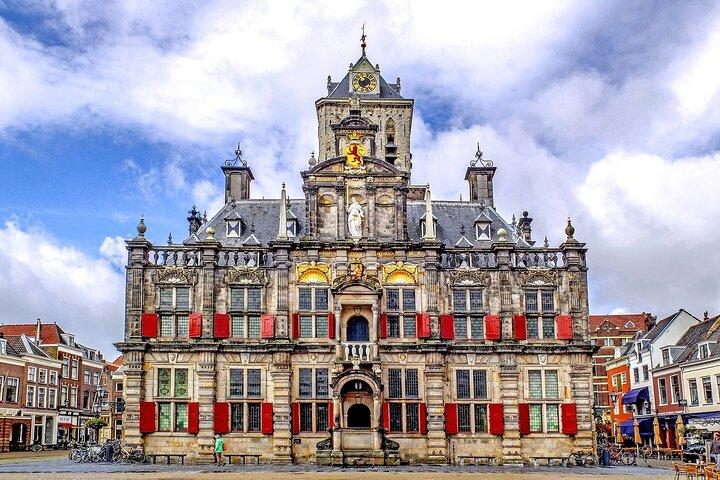90 minutes Self Guided Walking Tour with puzzles in Delft
