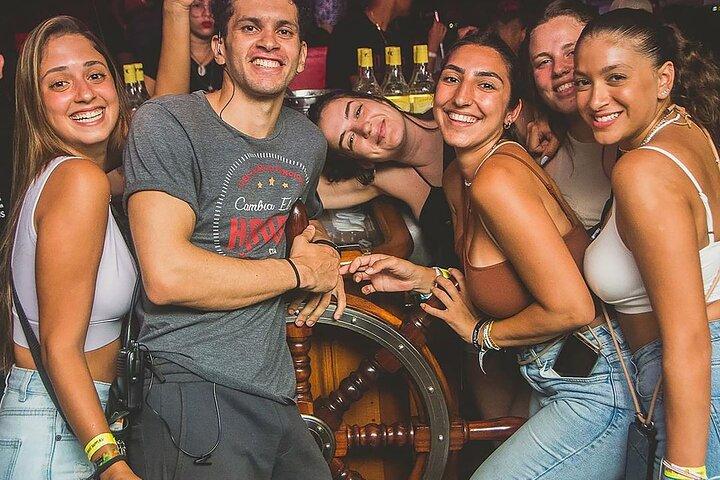 Party Onboard at Rio Boat Club