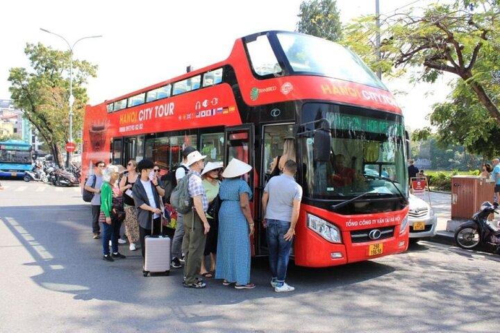 1 Round Hanoi City Public Tour and Water Puppet