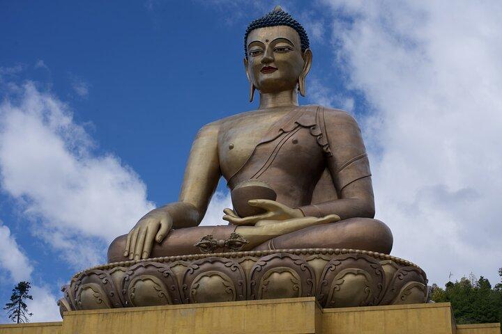 Bhutan Holiday to Land of Thunder Dragon Multi Day Tour
