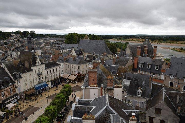 Amboise Alcove 3 Hours Exclusive Walking Tour