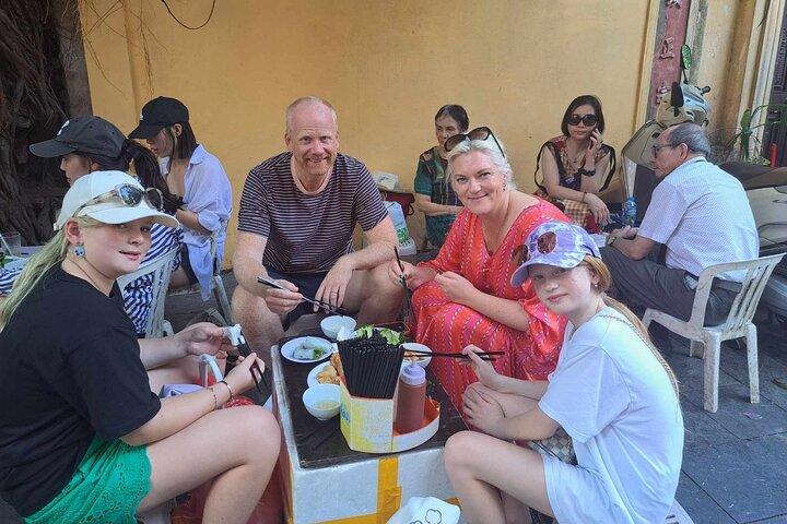 Private Hanoi Food Walking Tour of the Old Quarter