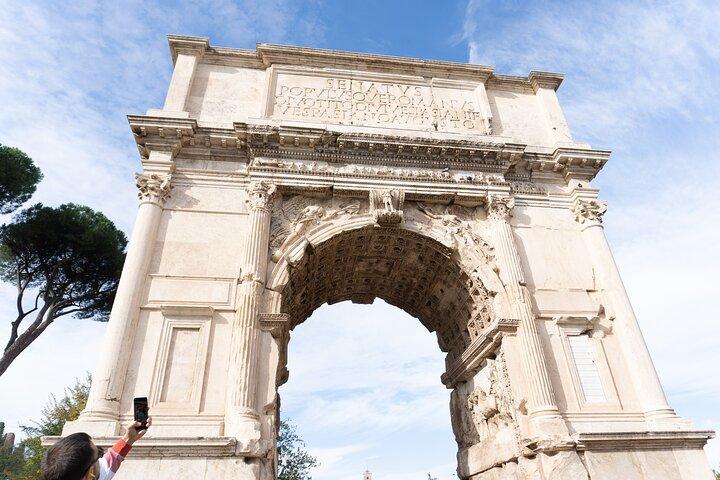 Guided Group Tour of Colosseum, Roman Forum and Palatine Hill
