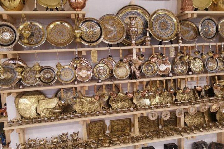 Shopping and Exploring Workshops and Markets in Luxor
