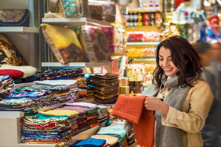 Shopping and Exploring Workshops and Markets in Luxor