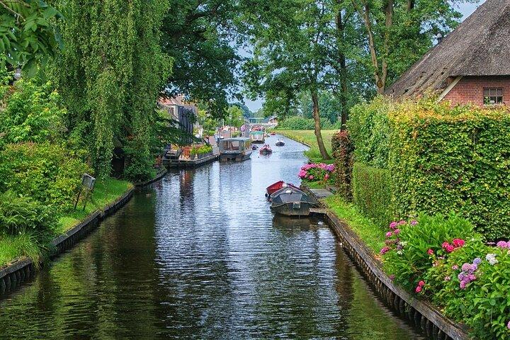 Giethoorn the Dutch Venice private day trip from Amsterdam
