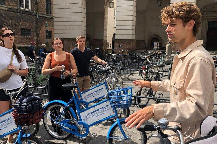 3-hour Copenhagen City Highlights Bike Tour