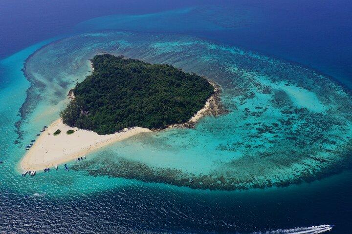 Khaolak: Phi Phi & Maya Bay Speedboat Tour with Transfers & Lunch