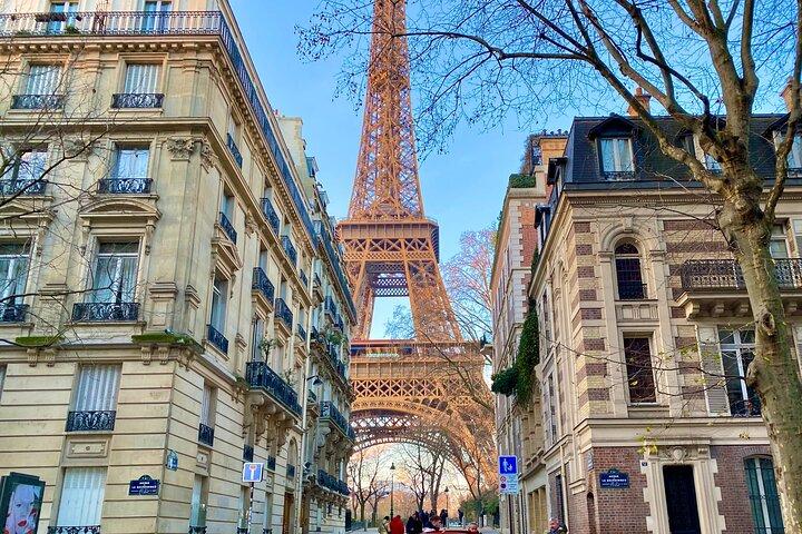 Private Tour: Eiffel Tower Summit PreBooked Tickets by Lift