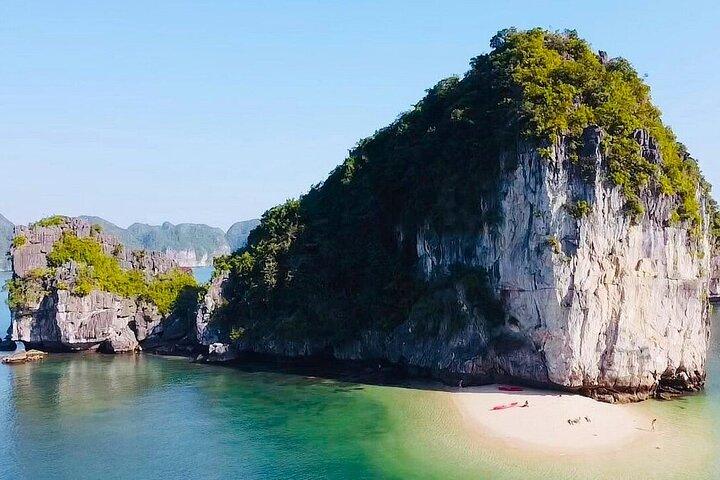 Hanoi- Cat Ba 2D1N: Hike Cat Ba National Park& Explore Lan Ha Bay