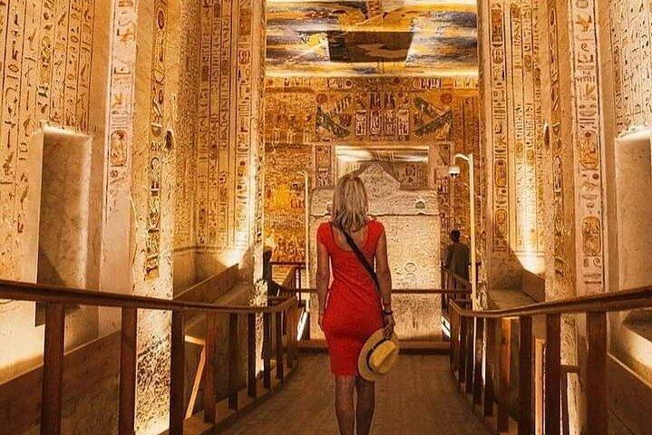 Luxor East Bank Tour with City Exploration