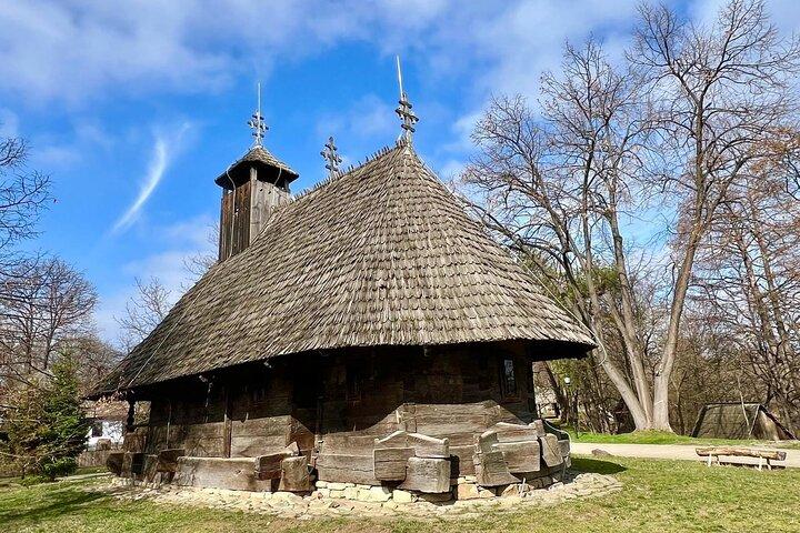 Traditions in Bucharest: Village Museum and Wine Tasting Tour