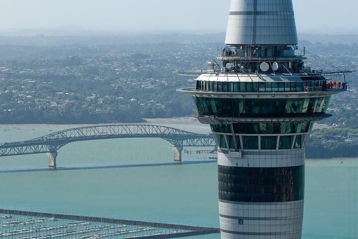 1 Night Auckland - Departure Option with Auckland Sightseeing