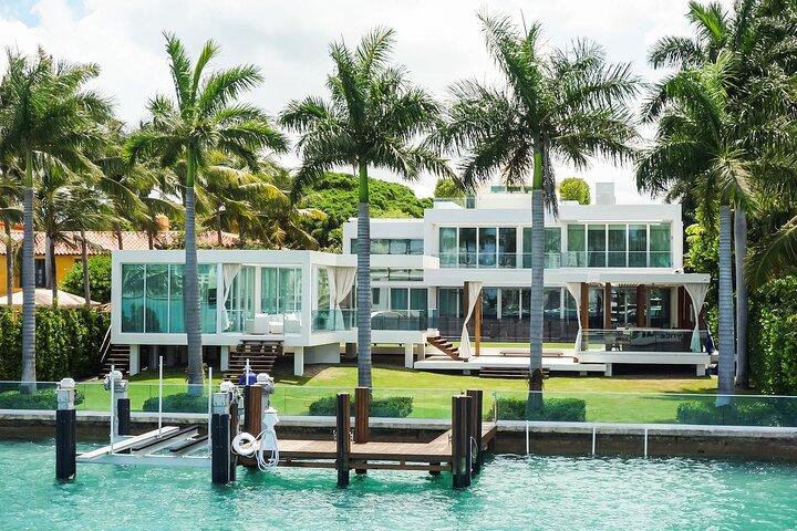 Bayside: Millionaire Homes Sunset boat Stop South Beach