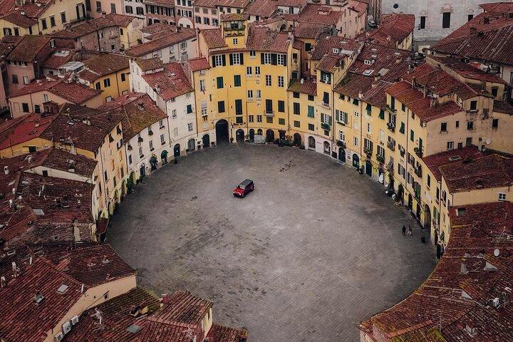 Around Tuscany: Carrara Marbles, Pisa & Lucca