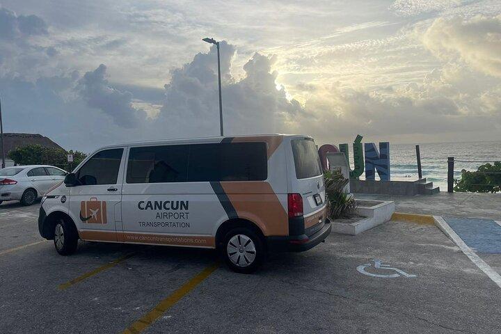 Private Transfer from Cancun Airport to Boulevard Kukulcan