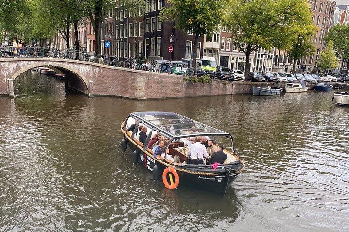 Amsterdam Before The Crowds Morning Canal Cruise