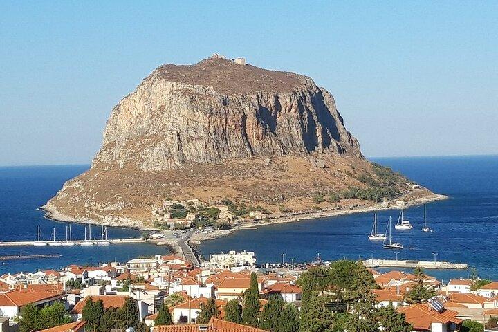 2 Day Private Tour of Sparta, Mystras & Monemvasia - Overnight