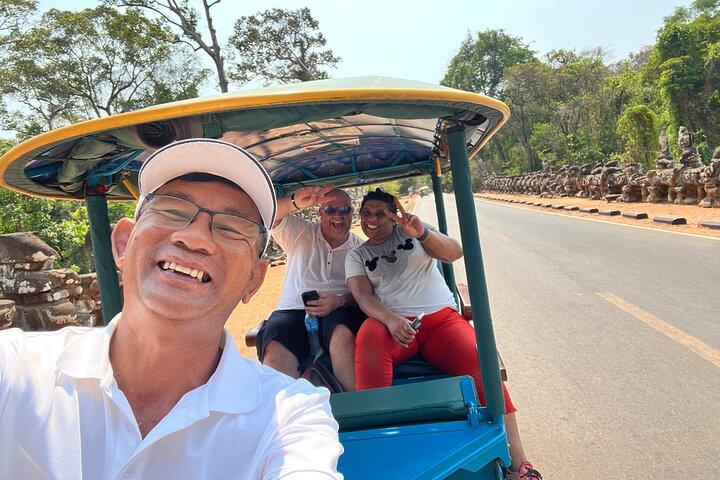 Full-Day Private Tuk Tuk Tour of Angkor Wat Temples