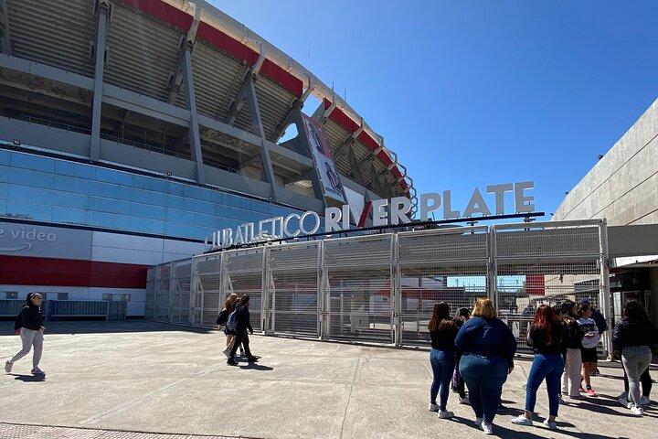 Tour Stadiums Argentine Football in Buenos Aires with Football Guide