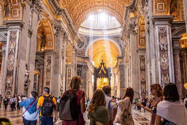 Guided Tour Vatican Museum, Sistine Chapel , St peter's Basilica