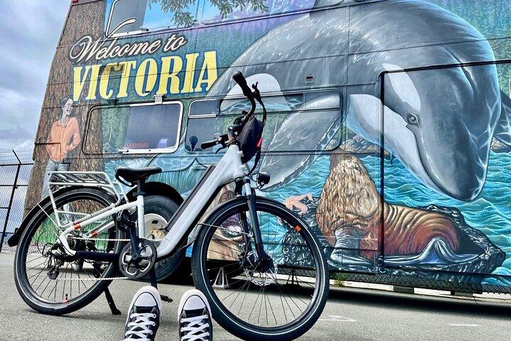 Victoria City Highlights Bike Tour for Cruise Guests