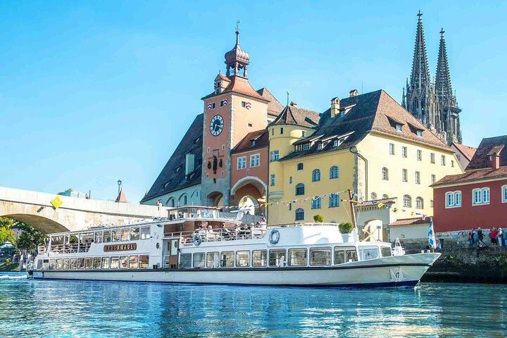 Strudel cruise on the Danube in Regensburg
