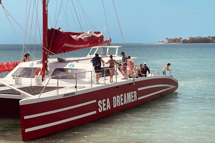 Catamaran Party Cruise and Snorkeling in Montego Bay Open Bar+DJ