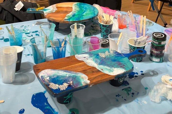 Resin Art Classes Sydney: Cheeseboards & Coasters
