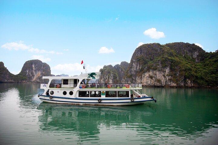 Discover Bai Tu Long Bay with La Muse Day Cruise