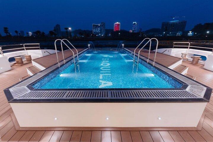 Halong City Night Tour: Sunset Views, Dining on a Luxury Yacht