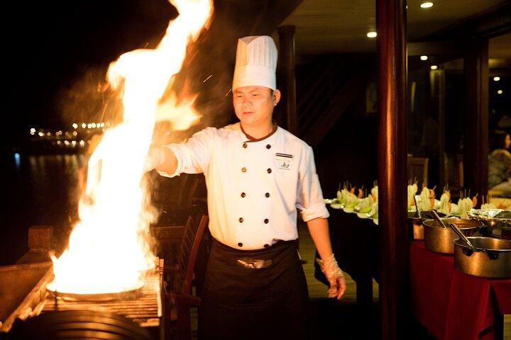 Hanoi: 2-Day 1-Night Halong Bay 4-Star Cruise with Seaview Cabin