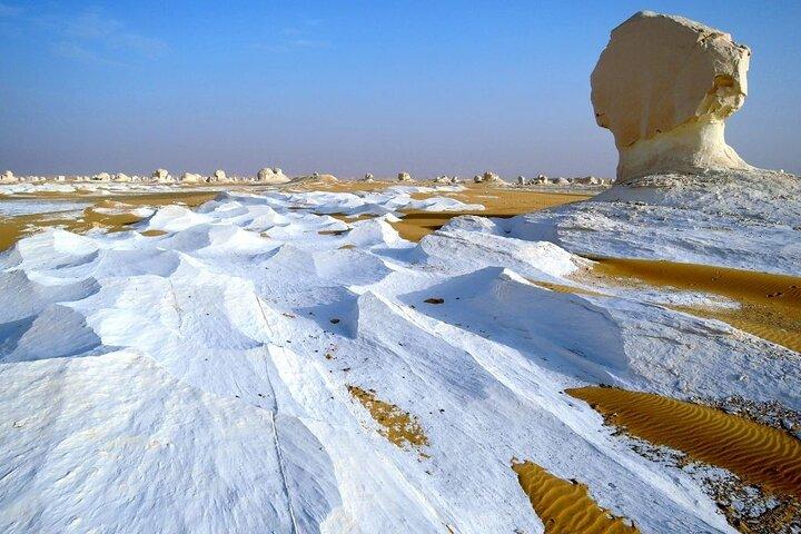 Bahariya Oasis & Black and White Desert Day Trip from Cairo
