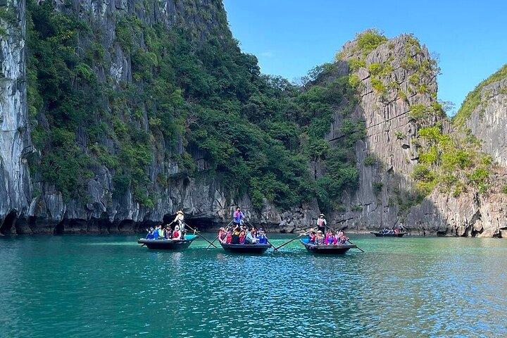 Top 5-Star Luxury Day Cruise to Halong & Lan Ha Bay from Hanoi