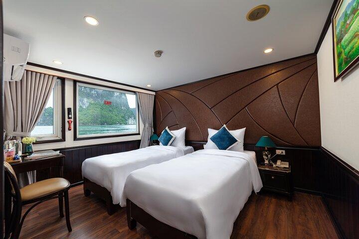 Cruise 3-Day 2-Night Luxury Ha Long Bay Tour from Hanoi