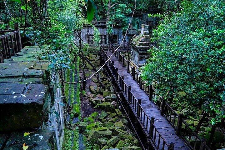 Beng Melea & Koh Ker Temples Small-Group Tour