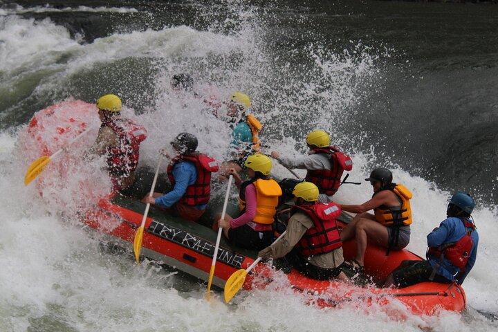 Victoria Falls Zimbabwe Whitewater Rafting Zambezi River