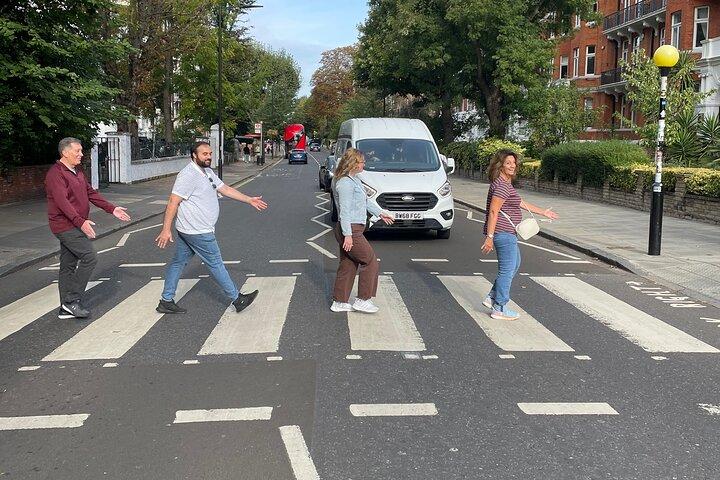 London Airport Layover Tours by Pro Private Guide in London Taxi