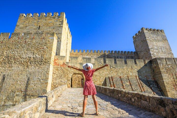 Lisbon Royal Views Small Group Tour with St George Castle Entry