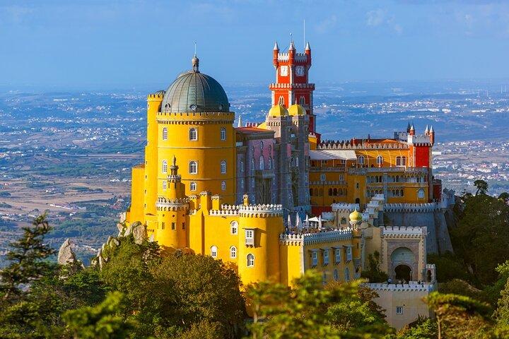 From Lisbon: Sintra, Pena Palace and Regaleira