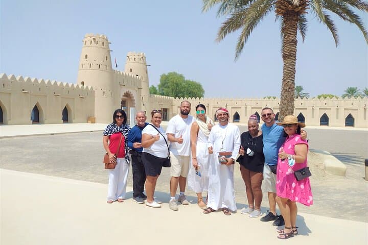 Al Ain City Tour From Dubai: Camel Market, Oasis & Historic Fort