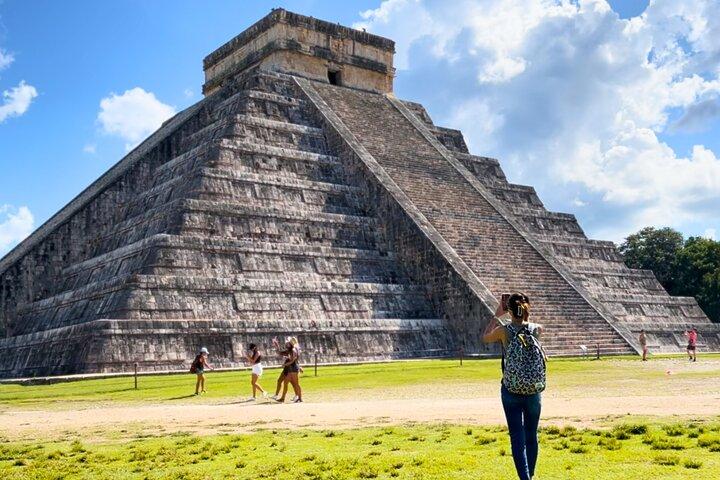 Chichen Itza from Playa with cenote, Valladolid and Mayan cuisine