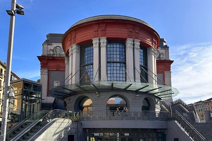 Bilbao Old Town Self-Guided City Walking Tour & Scavenger Hunt