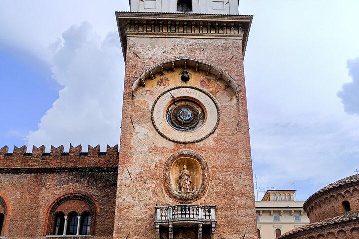 Mantua Self-Guided City Walking Tour & Scavenger Hunt