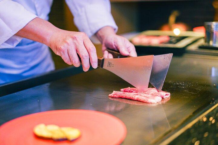 Ginza VIP A5 Rank Wagyu Tour: All-You-Can-Eat Wagyu &Sake Tasting