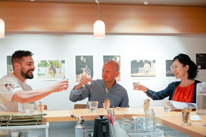 Ginza VIP A5 Rank Wagyu Tour: All-You-Can-Eat Wagyu &Sake Tasting