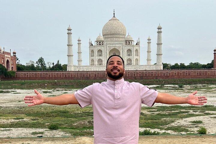 Taj Mahal City Tour with Approved guide
