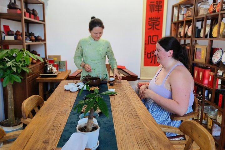 Beijing Tai Chi and Tea Ceremony Experience