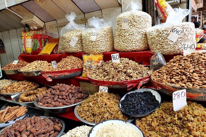 Old Delhi Spice Market and Temple Tour
