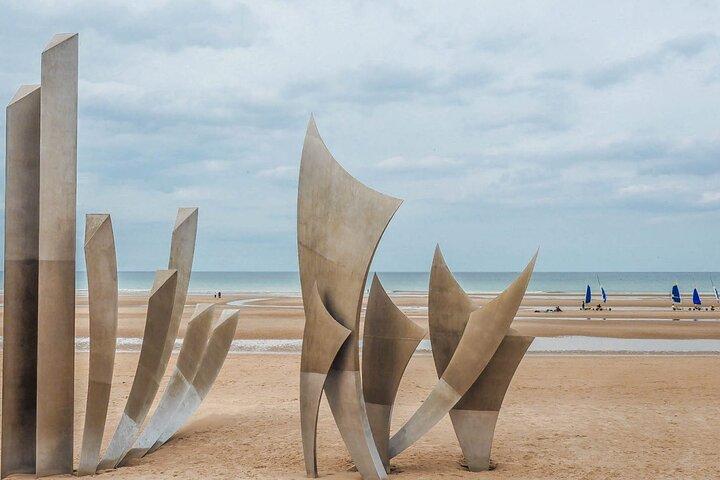 Normandy D-Day Omaha and Utah Beaches Private Tour from Paris